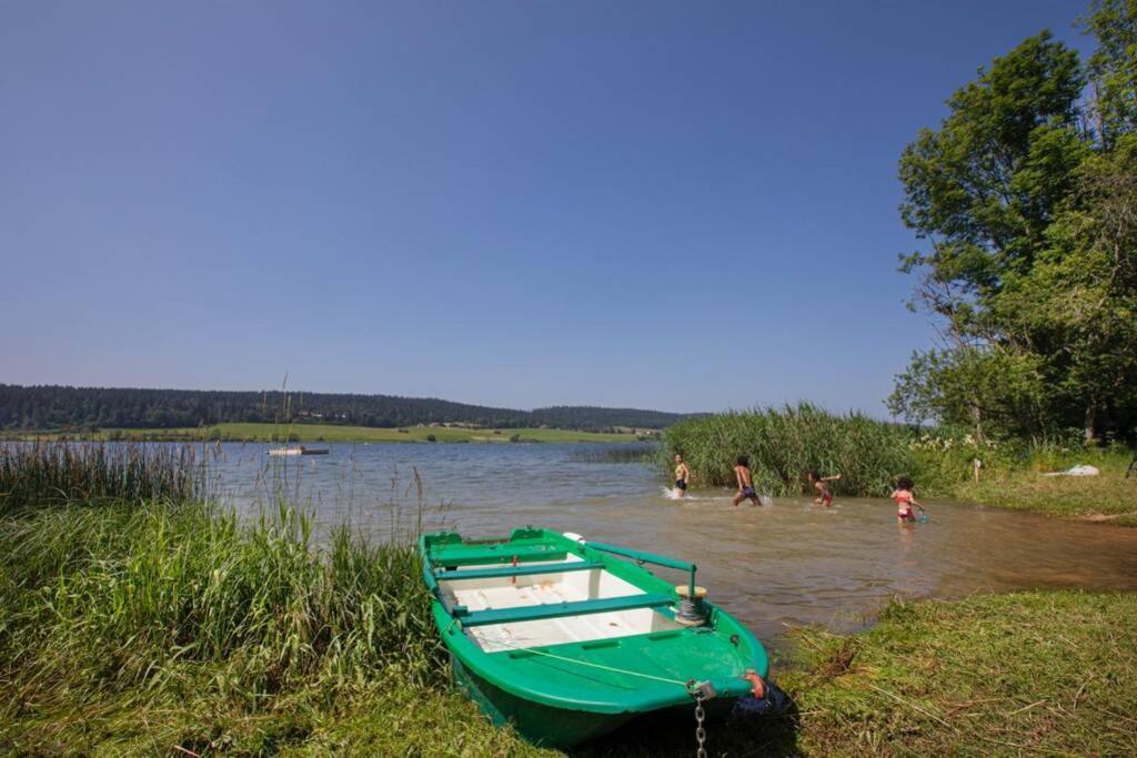 Duplex La Vue Du Lac มาลบุยซอง ภายนอก รูปภาพ