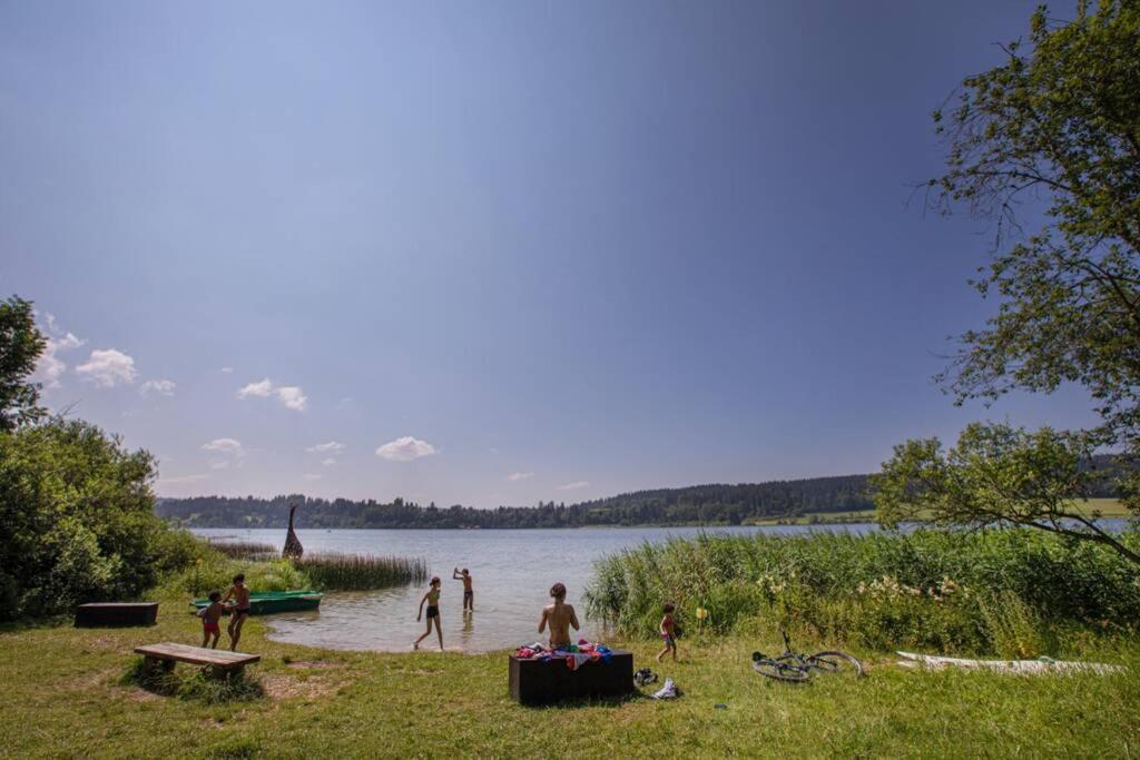 Duplex La Vue Du Lac มาลบุยซอง ภายนอก รูปภาพ